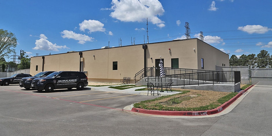 university of houston clear lake police station modular government building construction